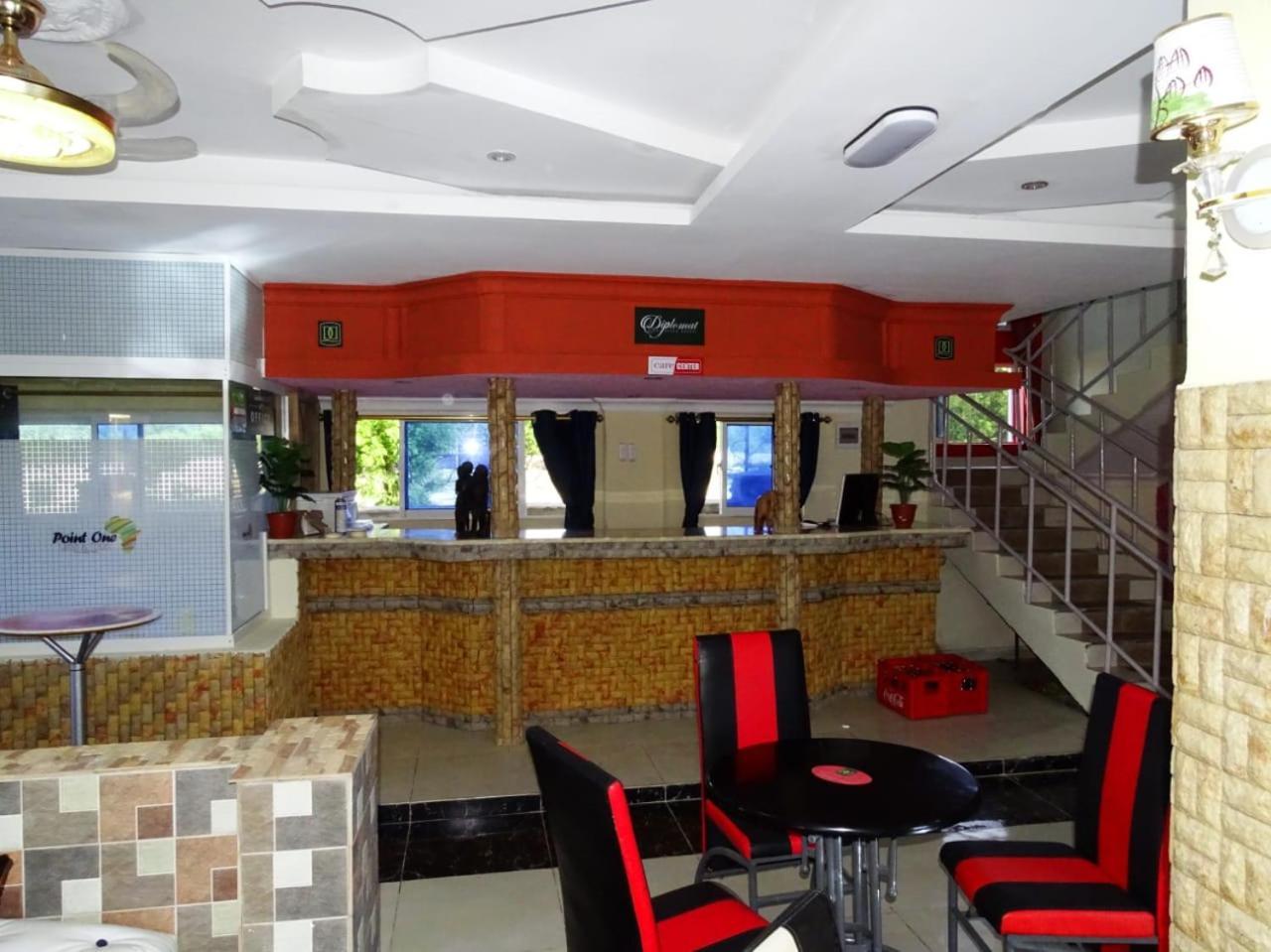 Diplomat Diani Beach Resort Bagian luar foto